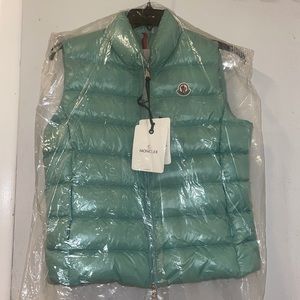 beautiful moncler jacket vest, never worn before with tags still attached.